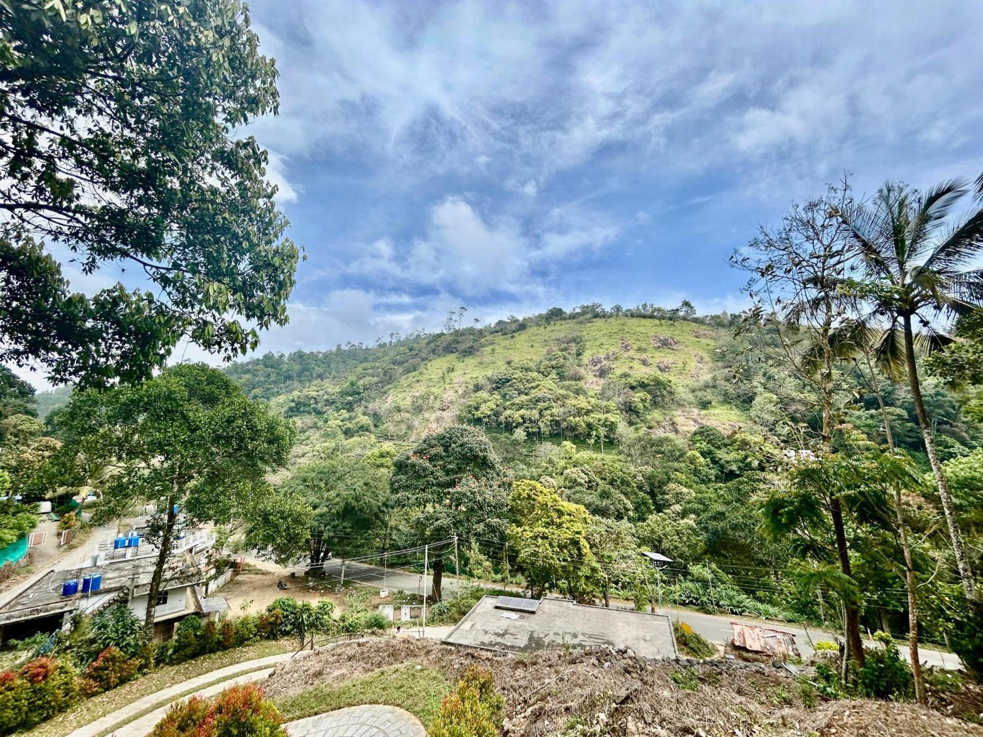 Misty Heights Peermade - Private Mountain Villa Retreat Vandiperiyār Esterno foto
