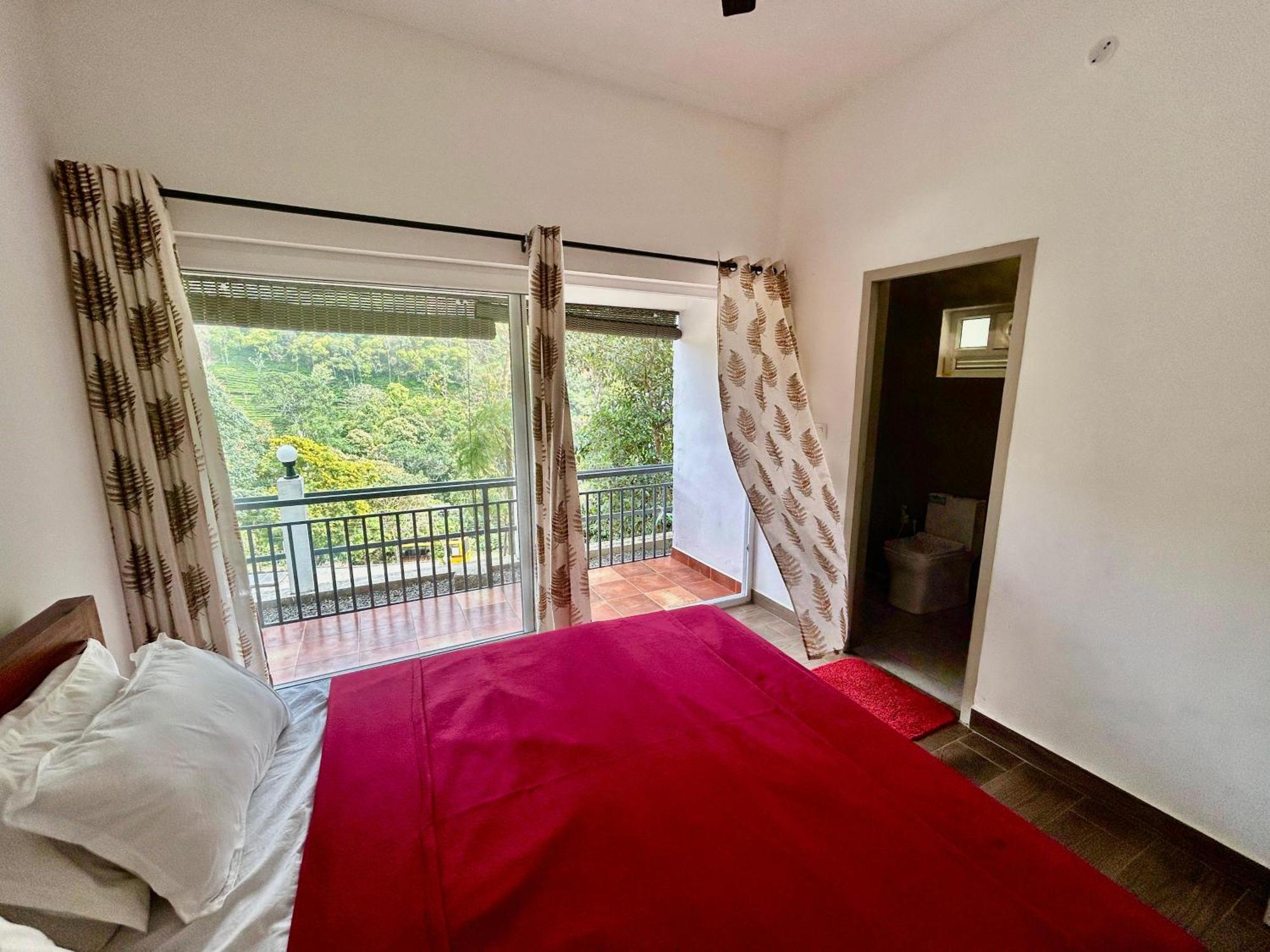 Misty Heights Peermade - Private Mountain Villa Retreat Vandiperiyār Esterno foto