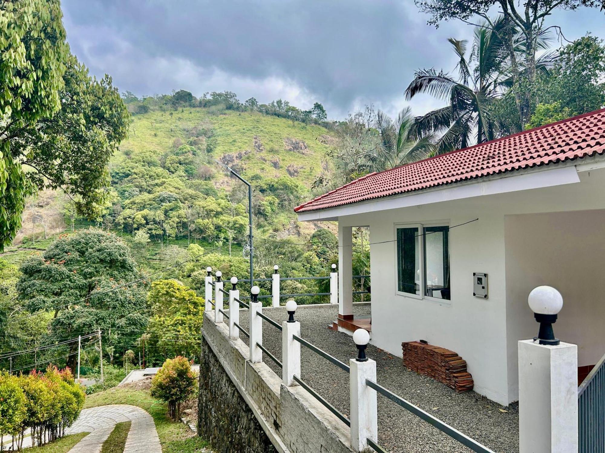 Misty Heights Peermade - Private Mountain Villa Retreat Vandiperiyār Esterno foto
